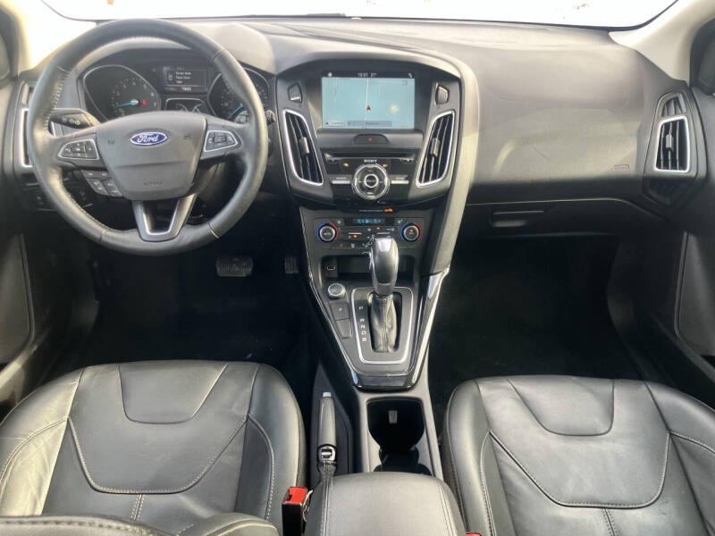 2017 Ford Focus Titanium
