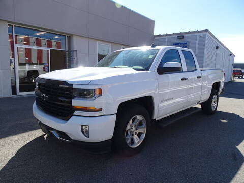 2017 Chevrolet Silverado 1500 for sale at KING RICHARDS AUTO CENTER in East Providence RI