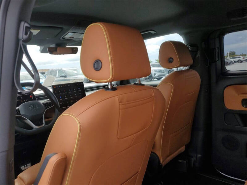 2025 Volkswagen ID. Buzz Pro S