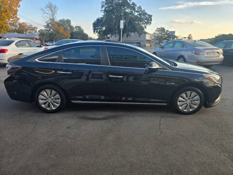 2017 Hyundai Sonata Hybrid SE