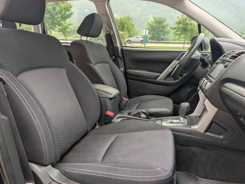 2017 Subaru Forester 2.5i