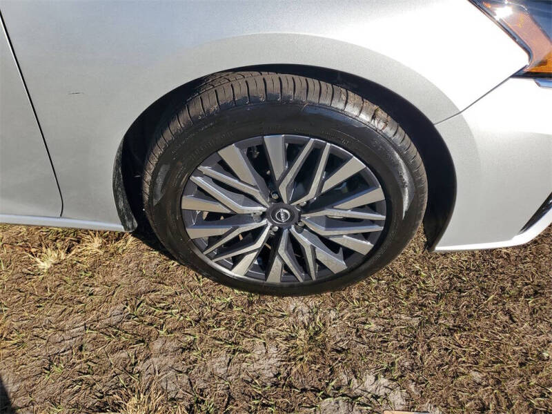 2024 Nissan Altima 2.5 SV