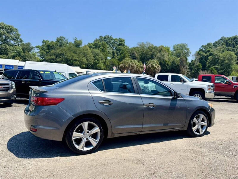 2013 Acura ILX 2.0L w/Premium