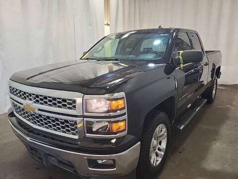 2014 Chevrolet Silverado 1500 for sale at ROADSTAR MOTORS in Liberty Township OH