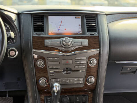 2017 Nissan Armada SV