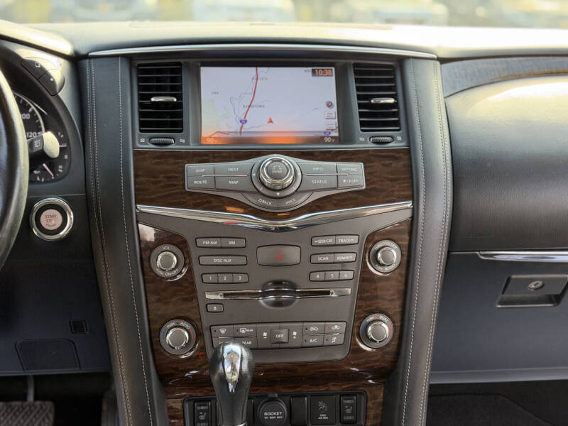 2017 Nissan Armada SV