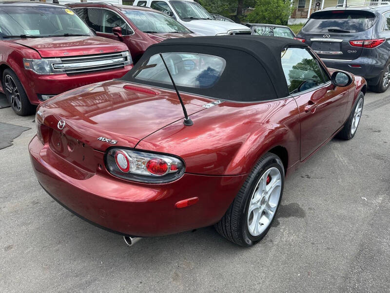 2006 Mazda MX-5 Miata