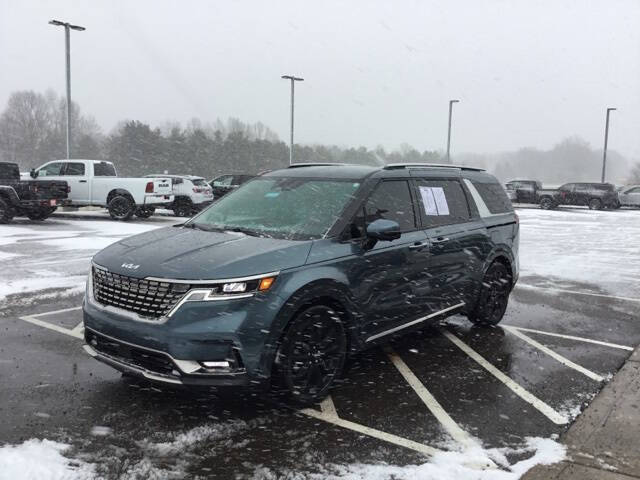 2024 Kia Carnival SX