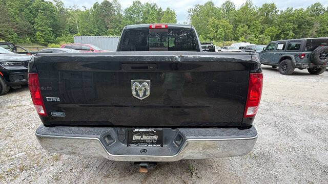 2016 RAM 1500 SLT