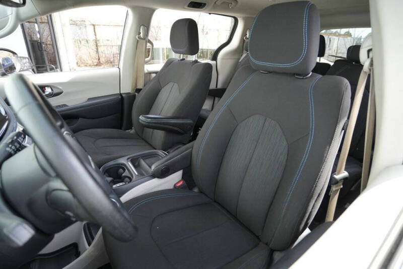 2021 Chrysler Pacifica Touring