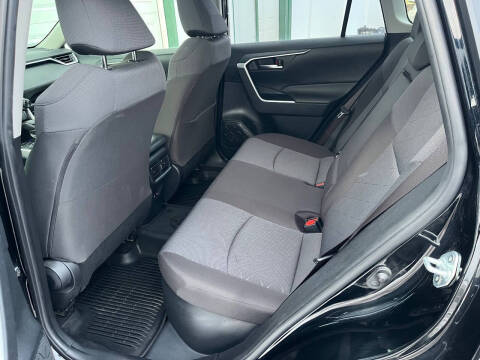 2019 Toyota RAV4 Hybrid XLE