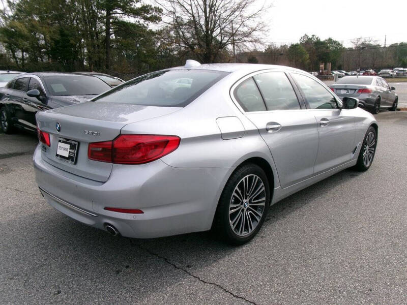2018 BMW 5 Series 530i