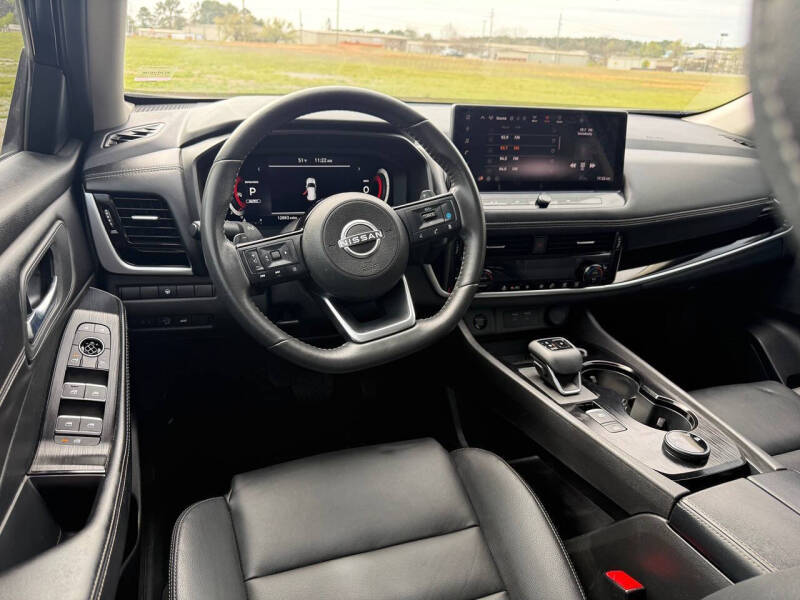 2024 Nissan Rogue SL
