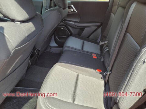 2025 Mitsubishi Outlander ES