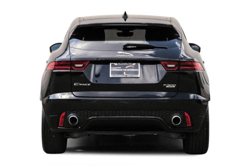 2018 Jaguar E-PACE P300 R-Dynamic S