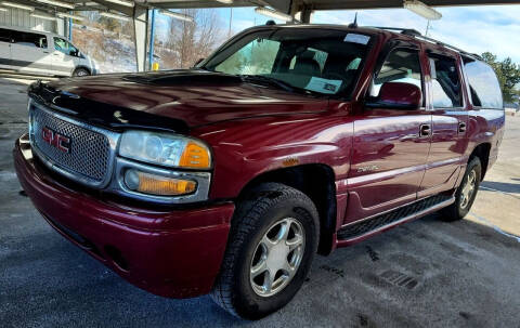 2004 GMC Yukon XL for sale at Angelo's Auto Sales in Lowellville OH