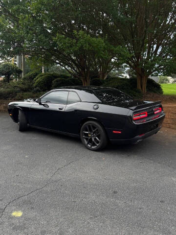 2019 Dodge Challenger SXT