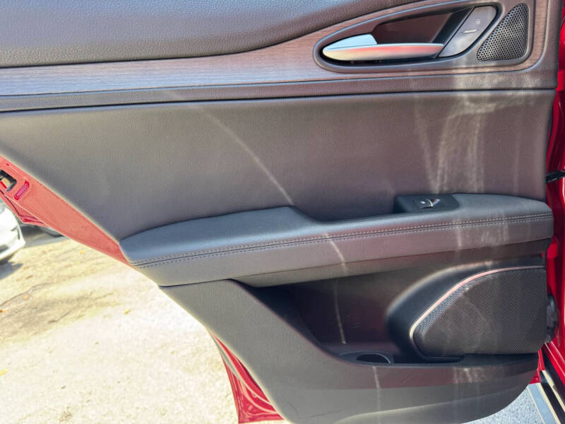 2022 Alfa Romeo Stelvio