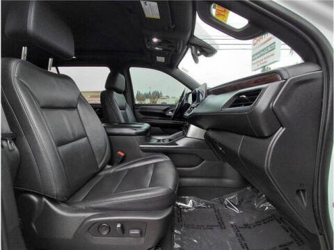 2021 Chevrolet Suburban LT