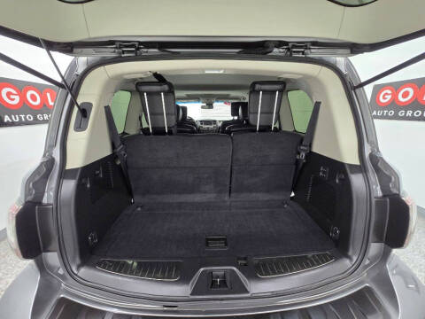 2017 Nissan Armada SV