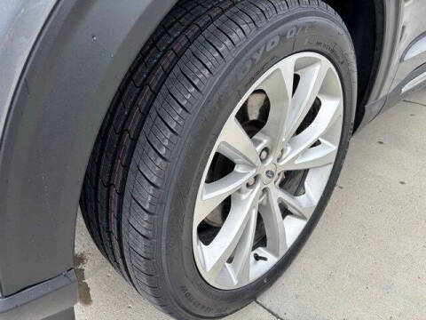 2022 Ford Explorer Hybrid Platinum