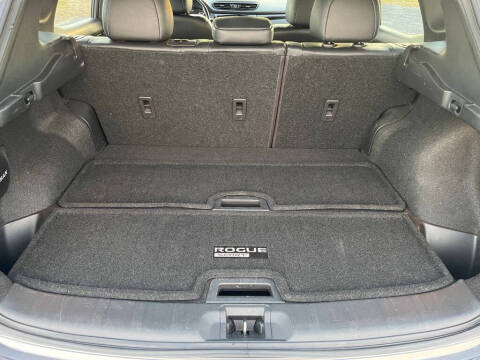 2022 Nissan Rogue Sport SL