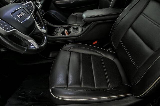 2020 GMC Acadia Denali