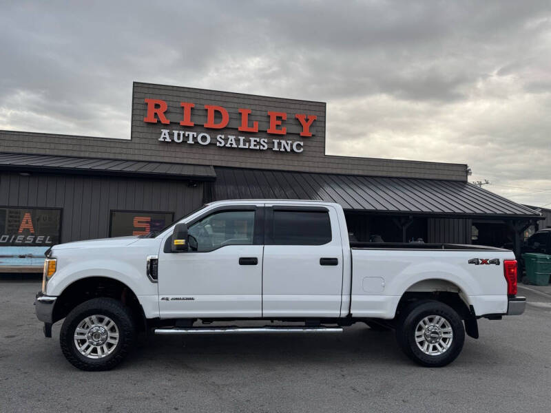 Ford F-250 Super Duty's photo