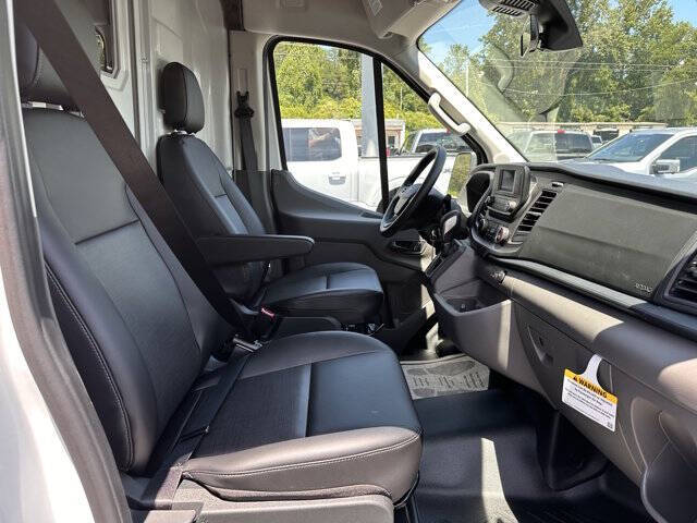 2025 Ford Transit 250