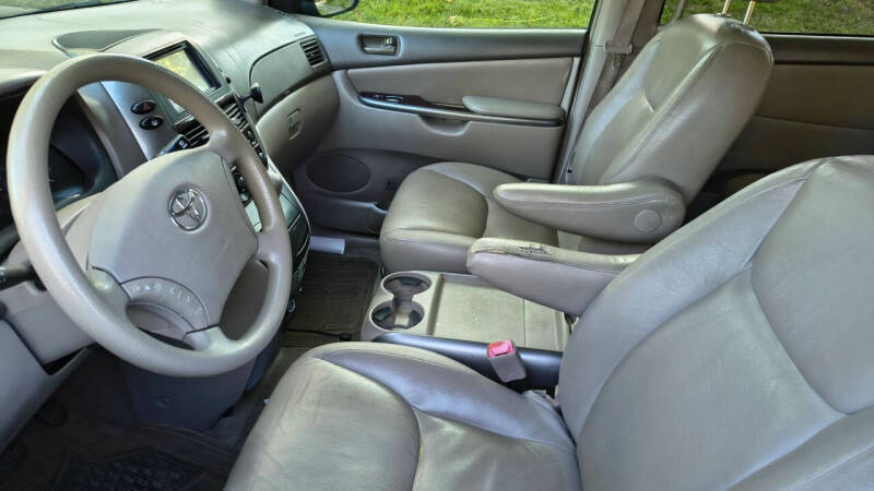 2009 Toyota Sienna