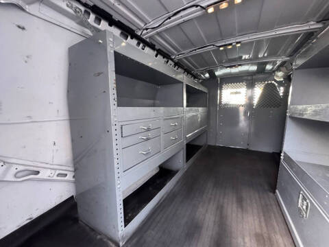 2021 Chevrolet Express 2500