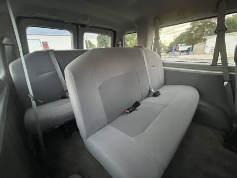 2012 Ford E-Series E-350 SD XLT