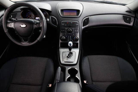 2011 Hyundai Genesis Coupe 2.0T