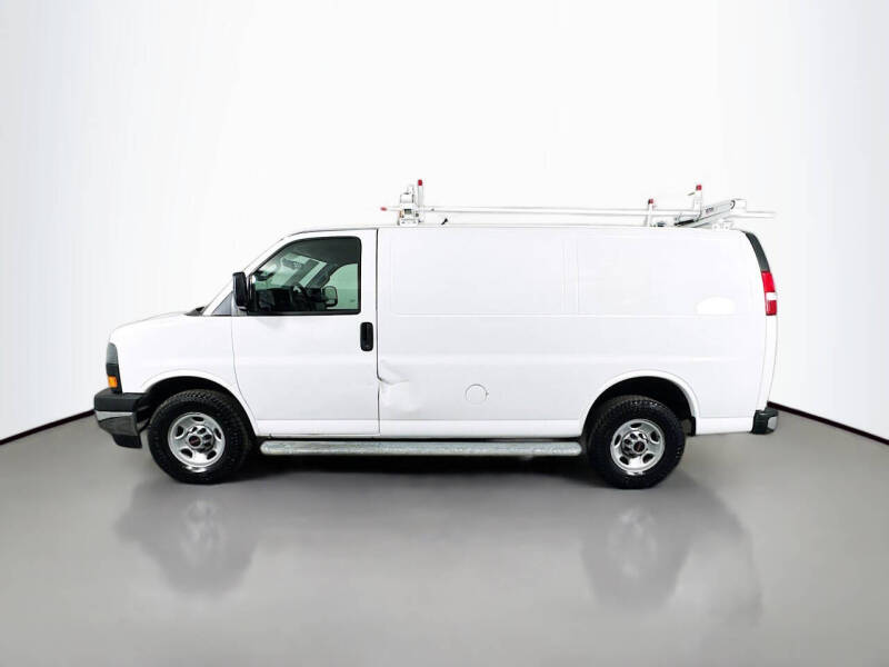 2017 GMC Savana 2500
