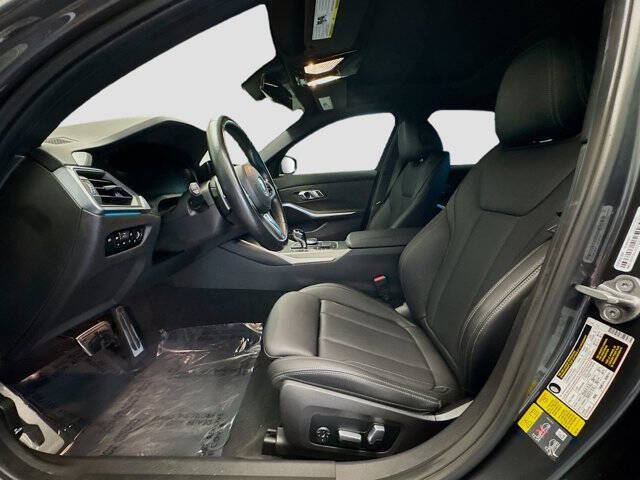 2022 BMW 3 Series 330e