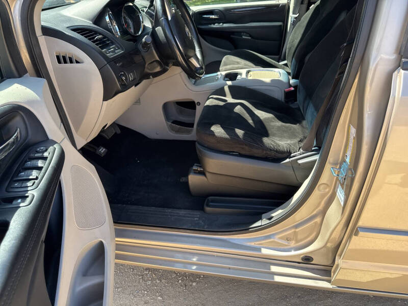 2015 Dodge Grand Caravan SXT Plus