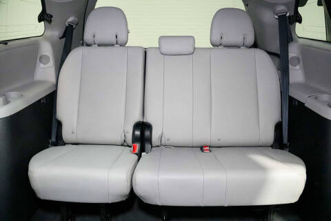 2016 Toyota Sienna