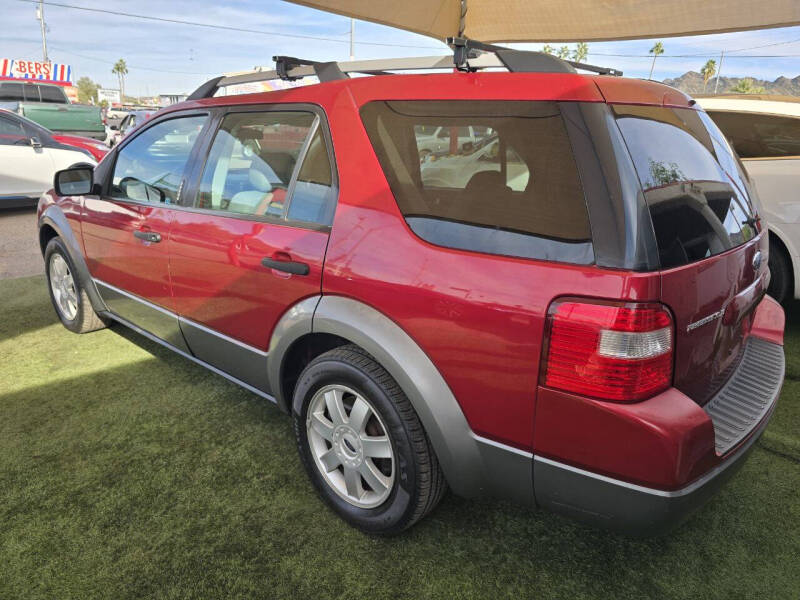 2005 Ford Freestyle SE