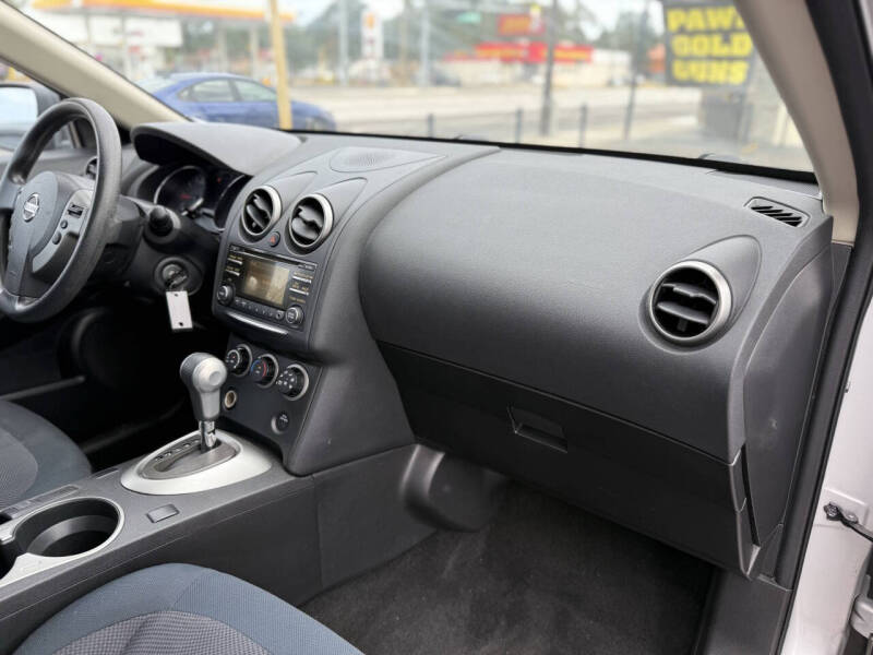 2014 Nissan Rogue Select S