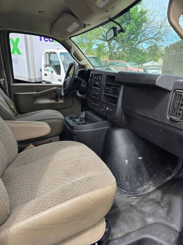 2019 Chevrolet Express 2500