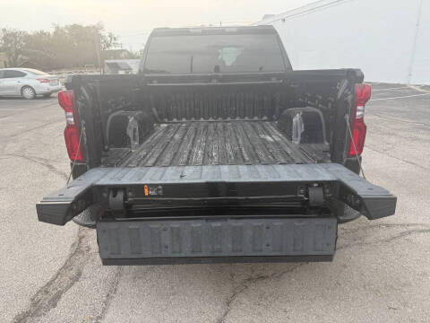 2022 Chevrolet Silverado 1500 Limited Custom