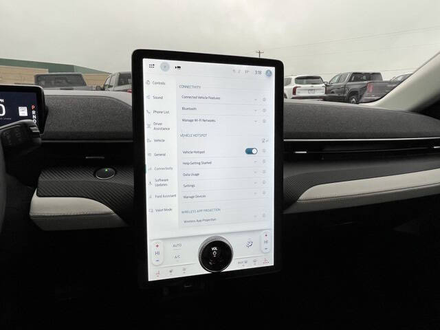 2022 Ford Mustang Mach-E Premium