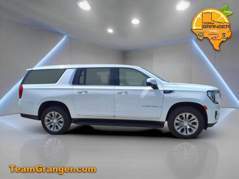 2023 GMC Yukon XL Denali