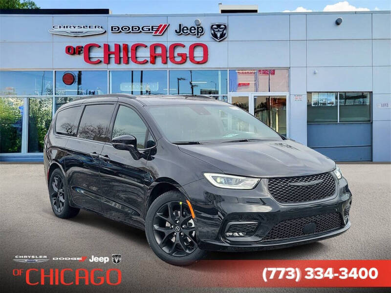 2026 Chrysler Pacifica Select