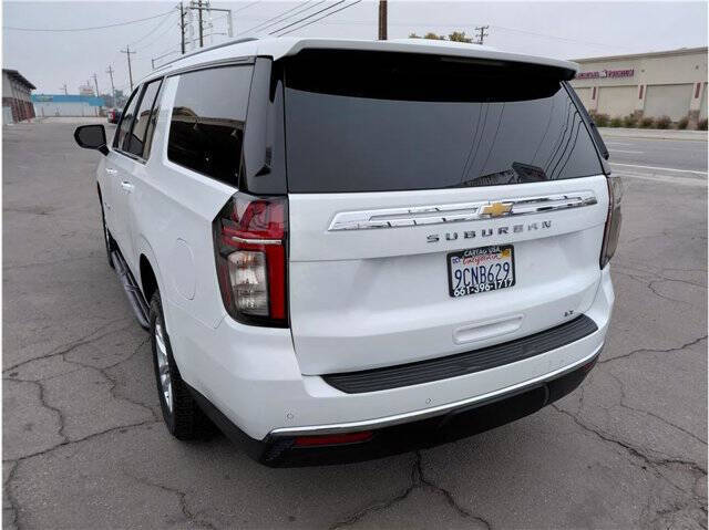 2021 Chevrolet Suburban LT