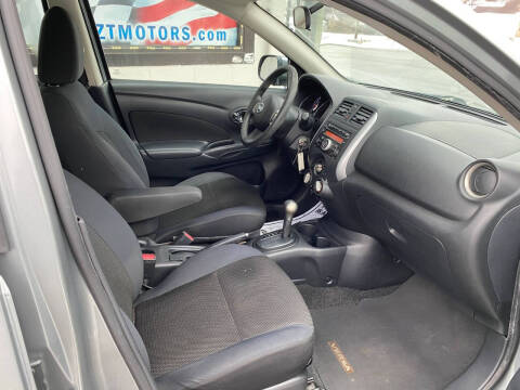 2013 Nissan Versa 1.6 S