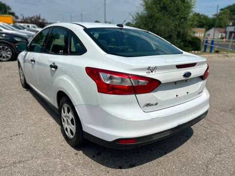 2012 Ford Focus S