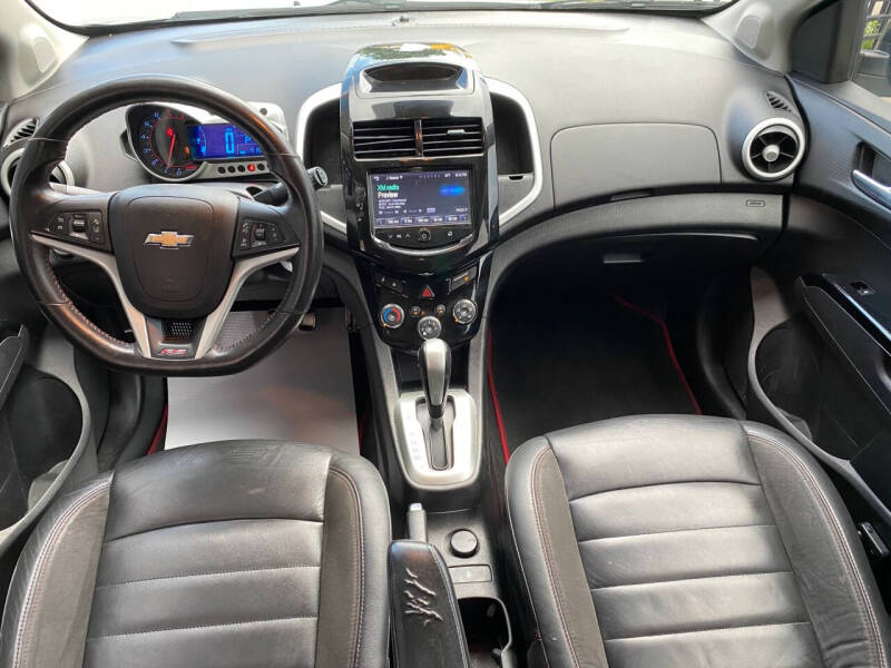 2016 Chevrolet Sonic RS Auto