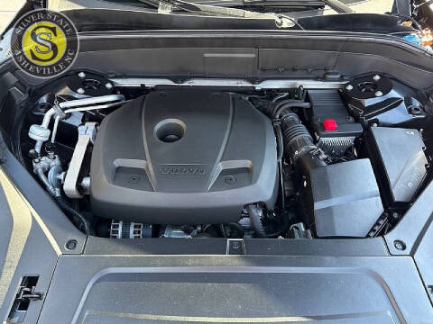 2017 Volvo XC90 T6 R-Design