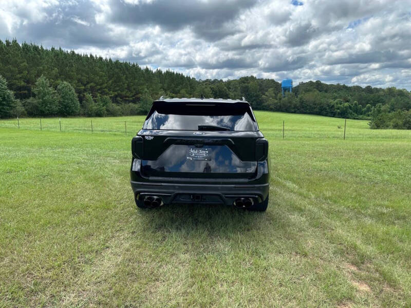 2020 Ford Explorer ST